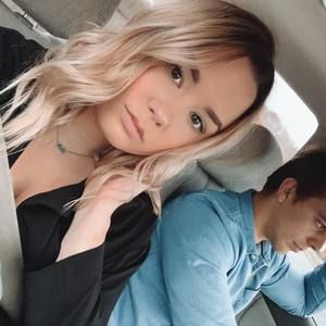 Meet your Posher, Celina